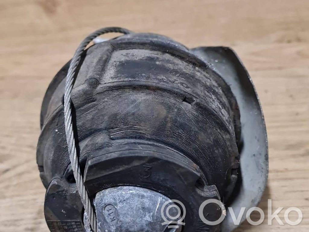 Volvo S80 Engine mount bracket 