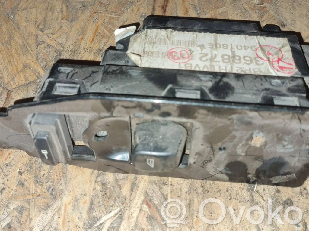 Volvo XC70 Electric window control switch 