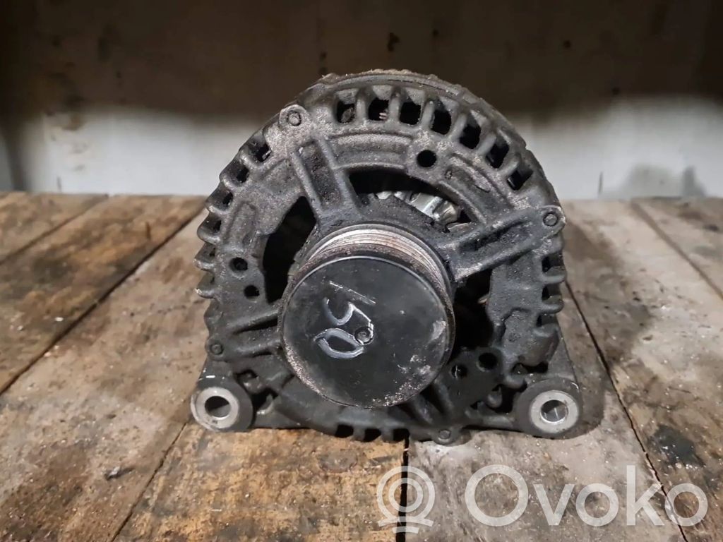 Volvo V70 Ģenerators 