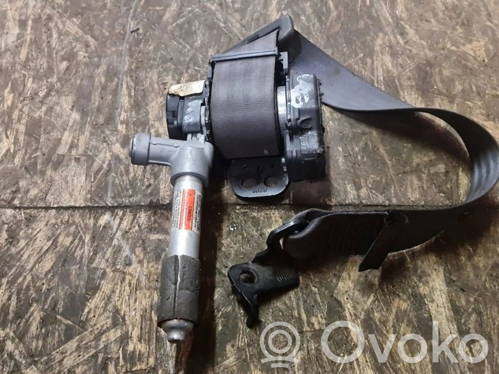 Volvo S60 Cinturón trasero 