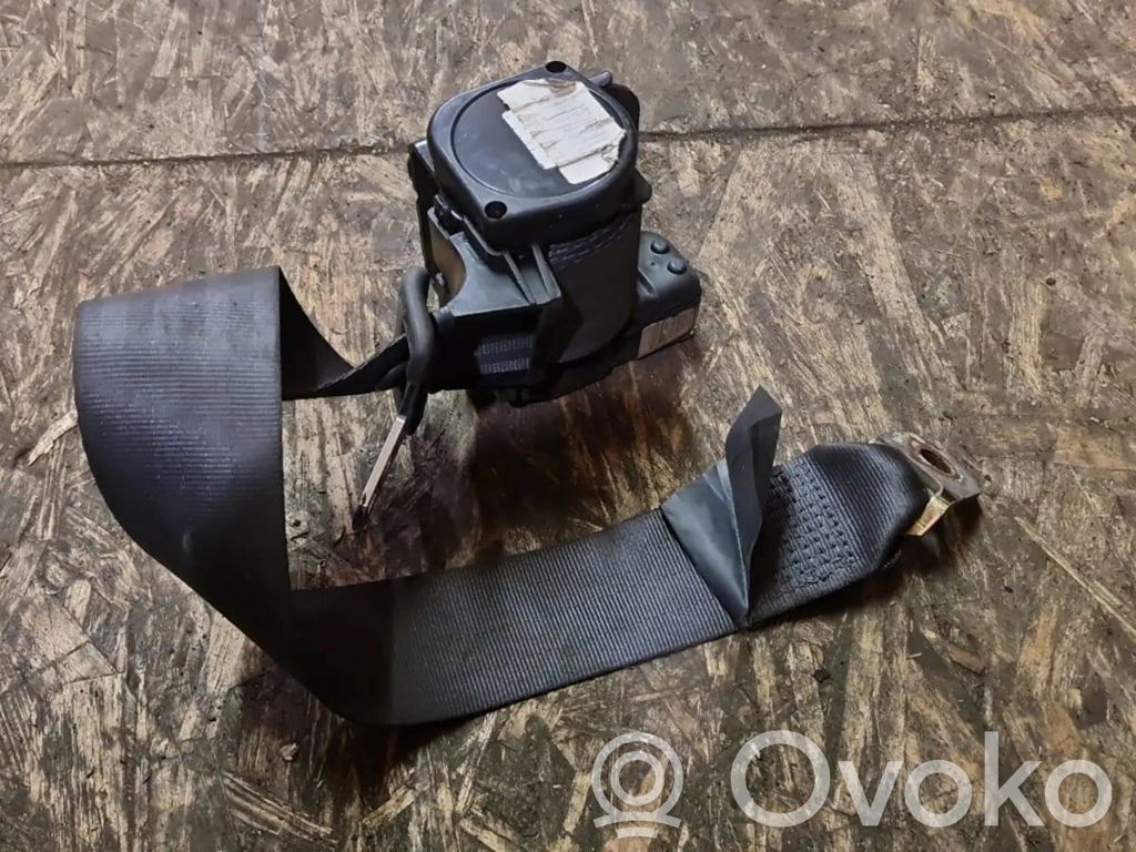 Volvo S40, V40 Cinturón trasero 