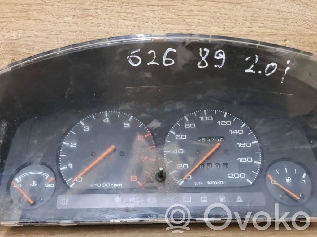 Mazda 626 Speedometer (instrument cluster) 