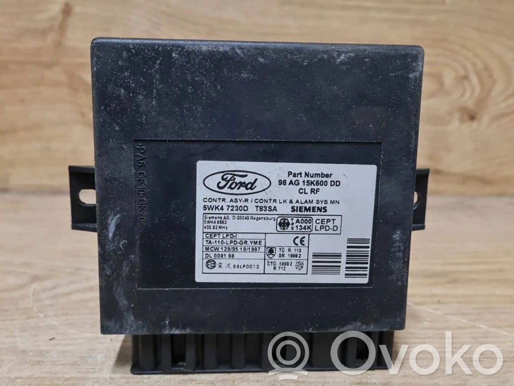 Ford Focus Comfort/convenience module 