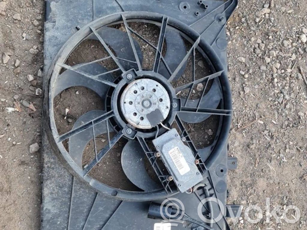 Volvo V70 Elektryczny wentylator chłodnicy 