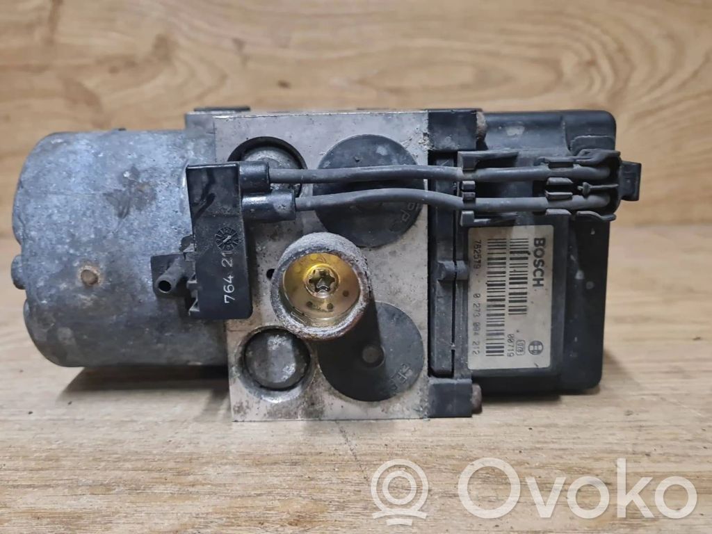 Volkswagen PASSAT B5 ABS bloks 