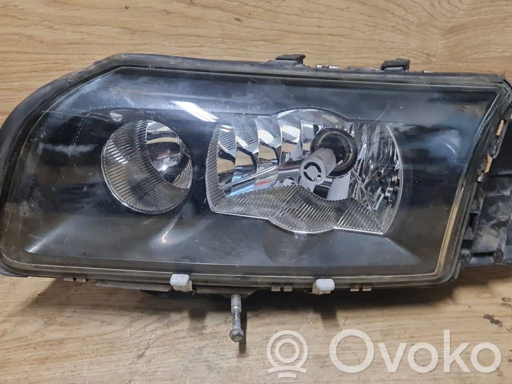 Volvo S80 Headlight/headlamp 