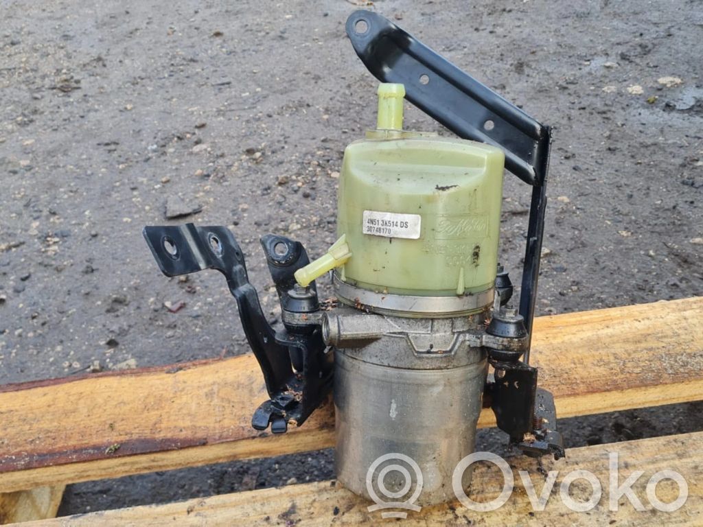 Volvo S40 Power steering pump 