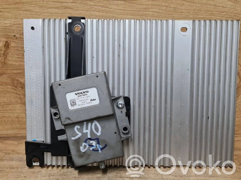 Volvo S40 Sound amplifier 