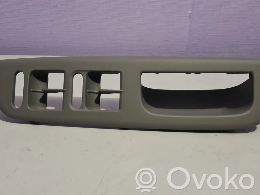 Ford Galaxy Front door window switch trim 