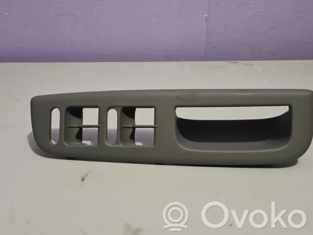 Ford Galaxy Front door window switch trim 