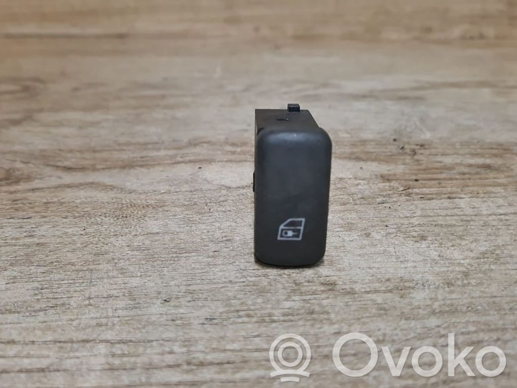 Volvo S40, V40 Central locking switch button 