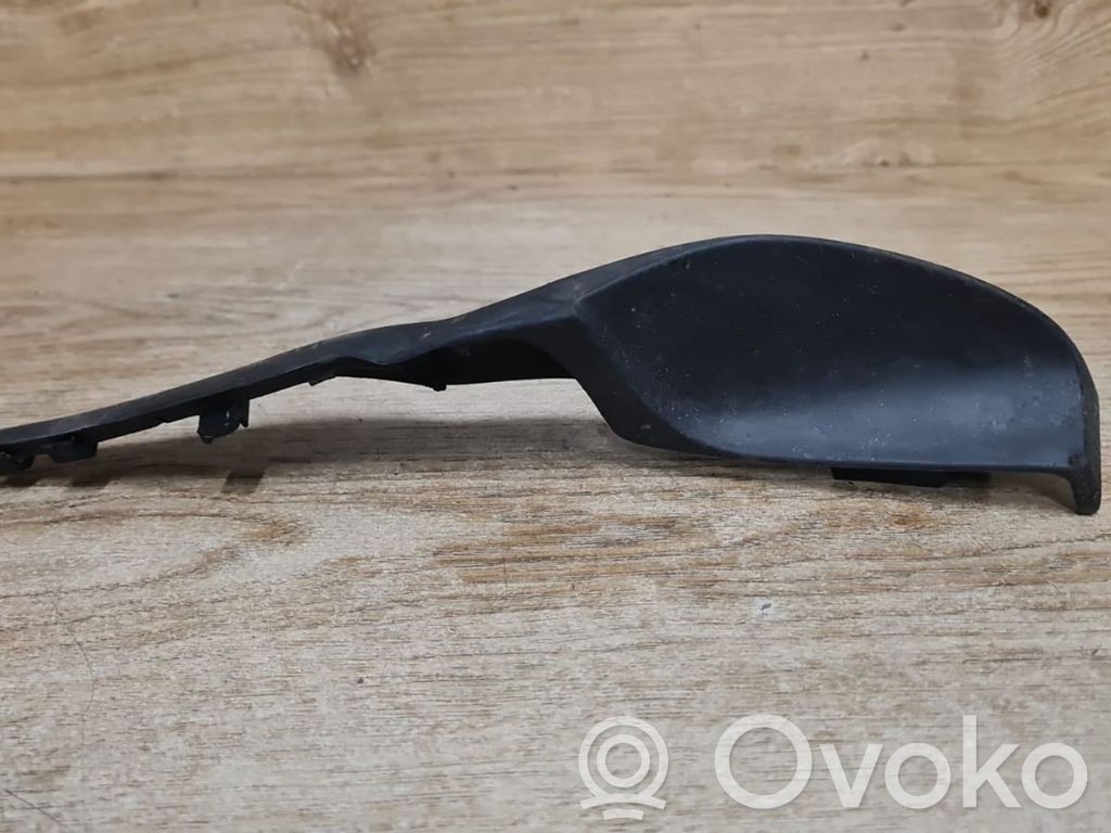 Volvo V70 Windshield trim 