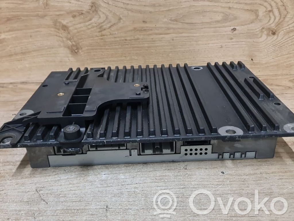 Volvo V50 Skaņas pastiprinātājs 