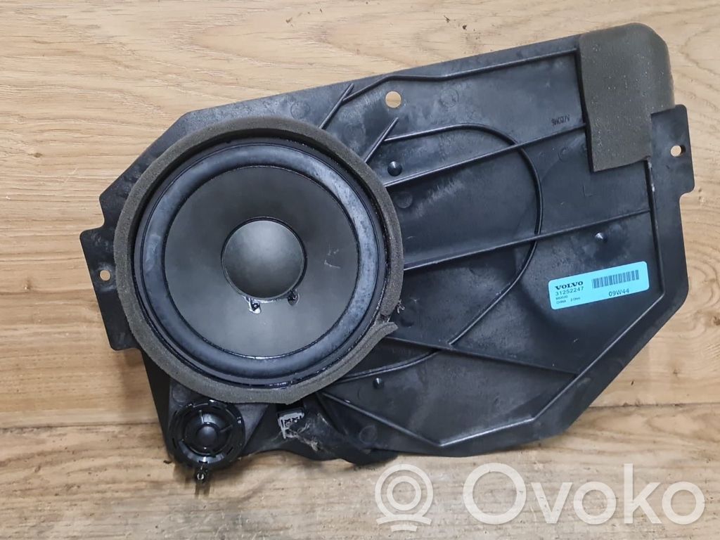 Volvo C30 Altavoz de la puerta trasera 
