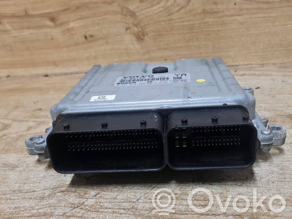 Volvo S80 Engine control unit/module 