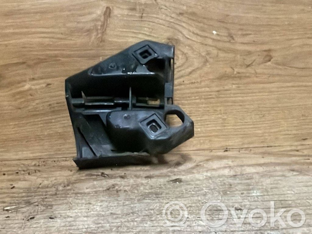 Volvo C30 Front bumper mounting bracket 