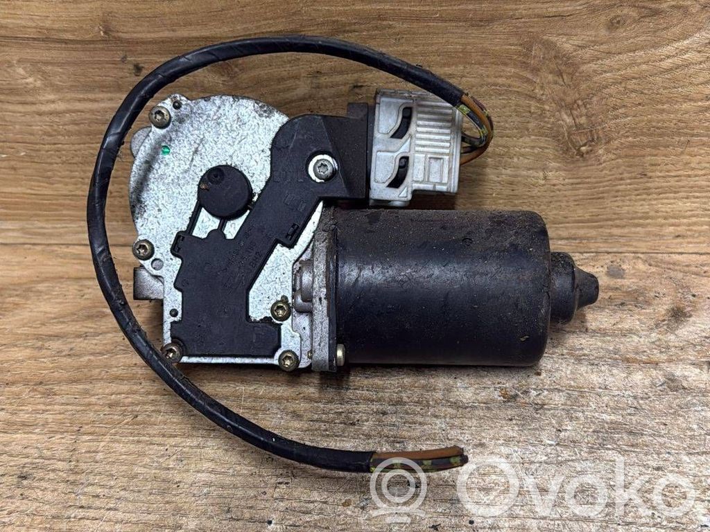 BMW 3 E36 Wiper motor 