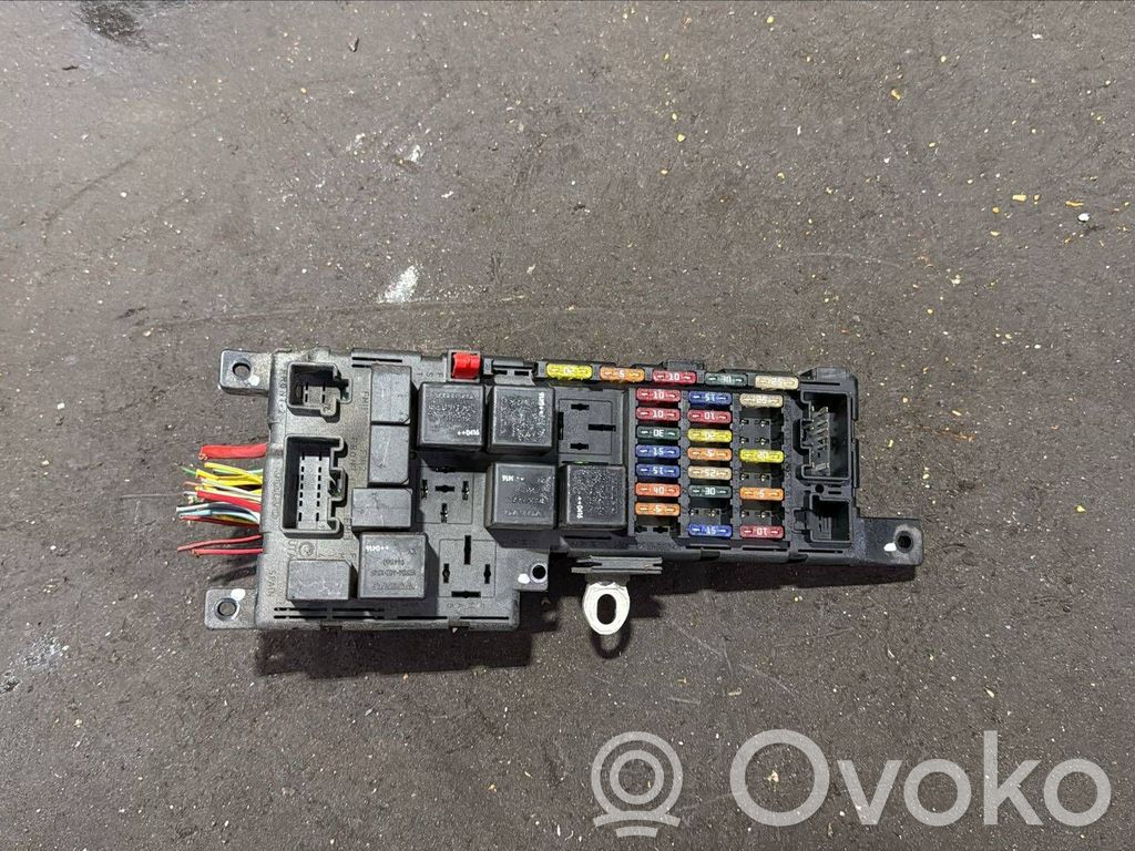 Volvo S60 Fuse module 