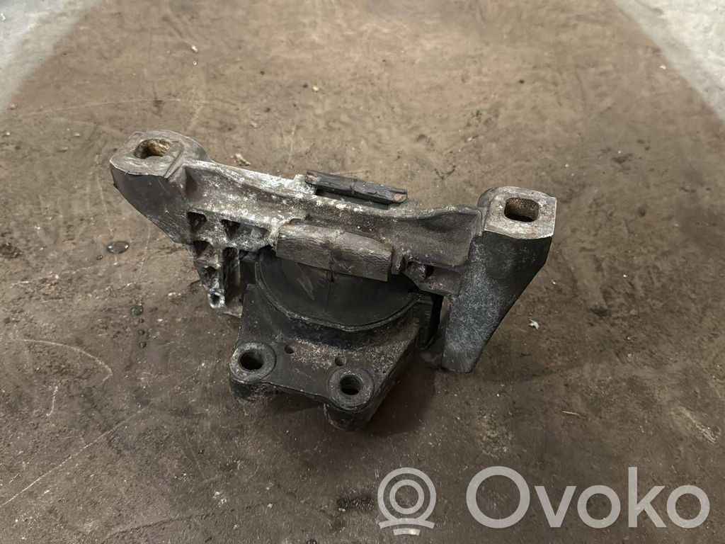 Ford Focus Подушка двигателя 