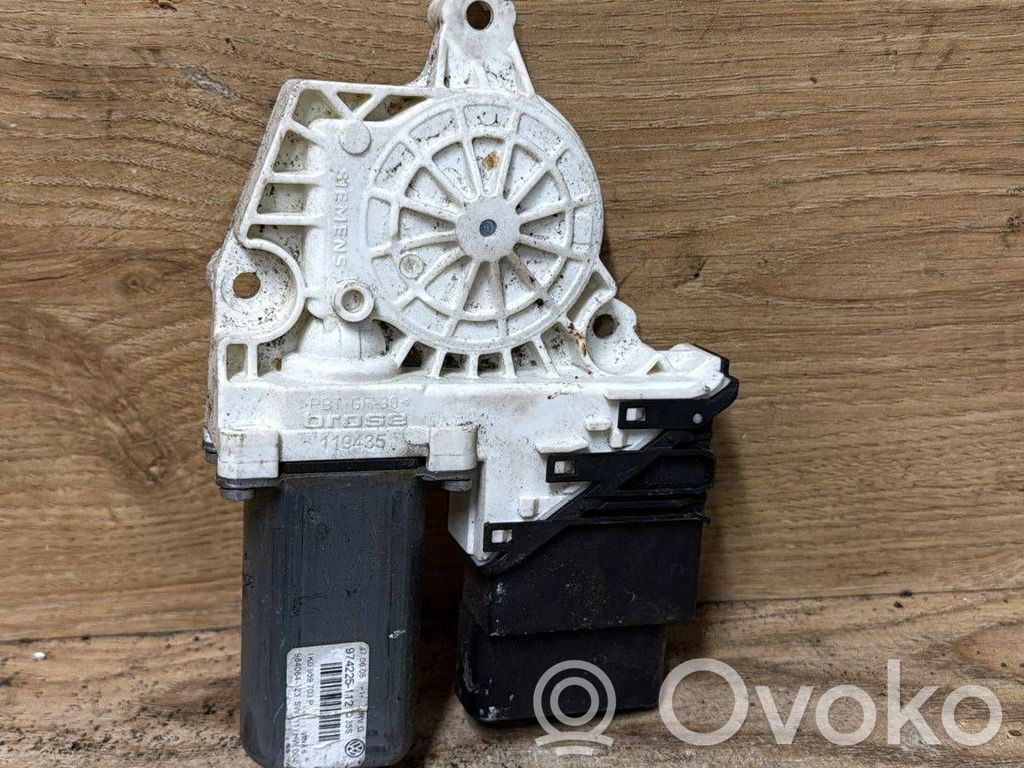 Volkswagen PASSAT B6 Motor macara geam ușă spate 