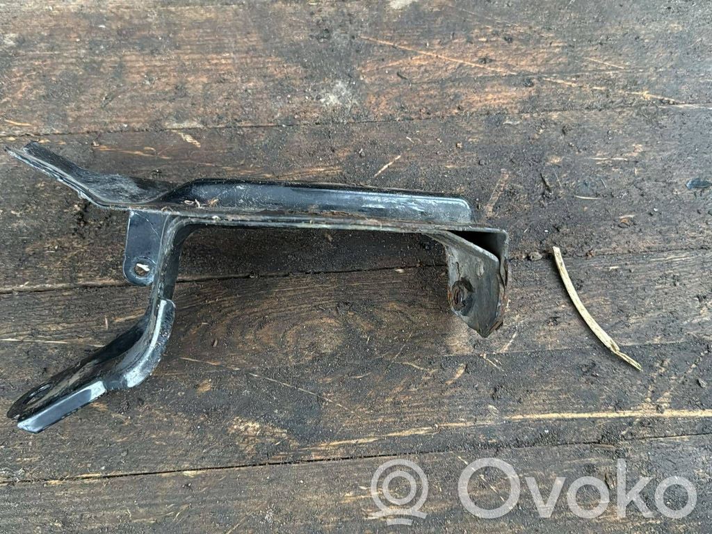 Volvo S60 Radiator trim 