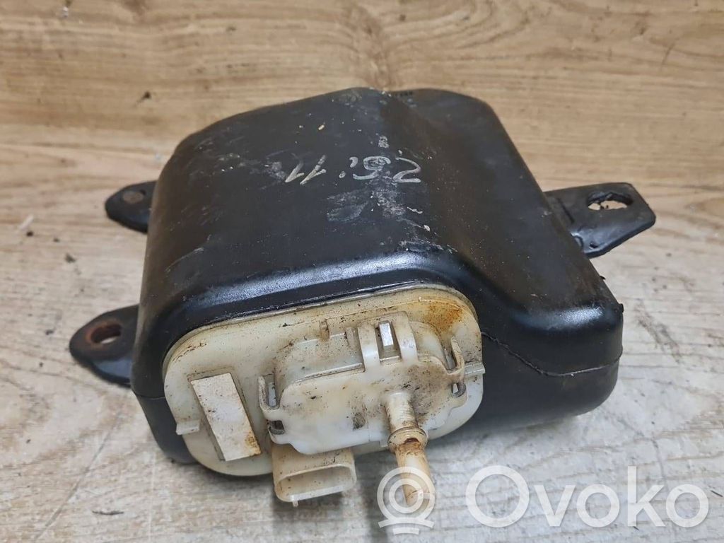 Volvo V50 Logu šķidruma tvertne 