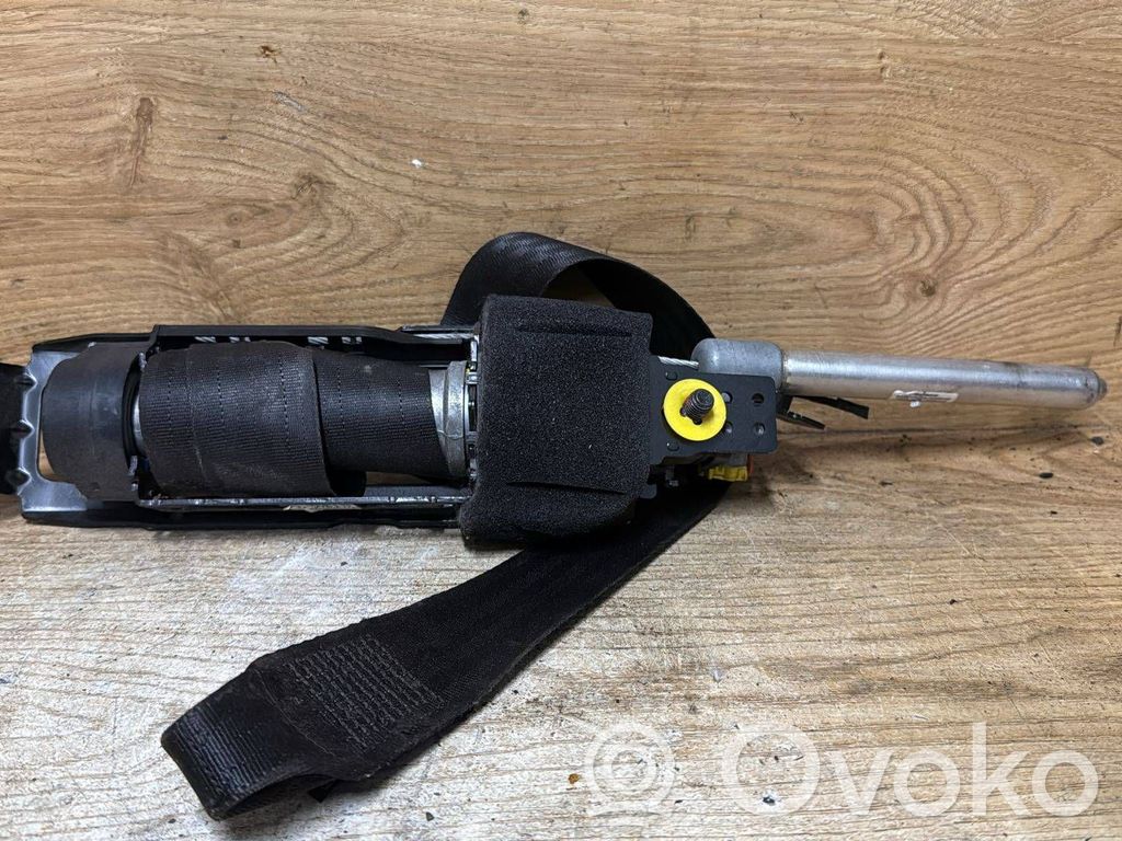 Volvo C30 Cinturón delantero 