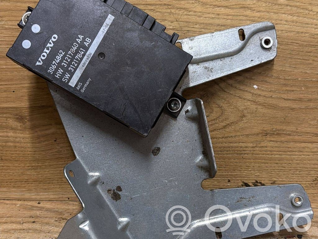 Volvo XC70 Tailgate/trunk control unit/module 