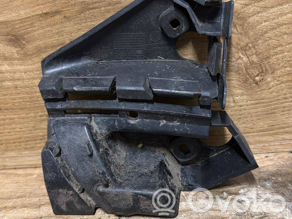 Volvo C30 Front bumper mounting bracket 