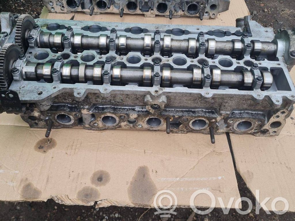 Volvo XC70 Engine head 