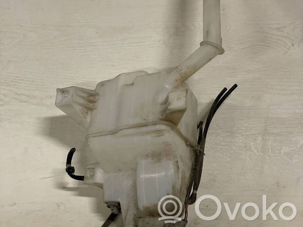 Logu šķidruma tvertne