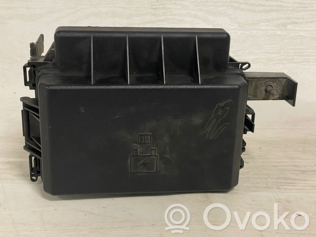 Chrysler 300 - 300C Fuse module 