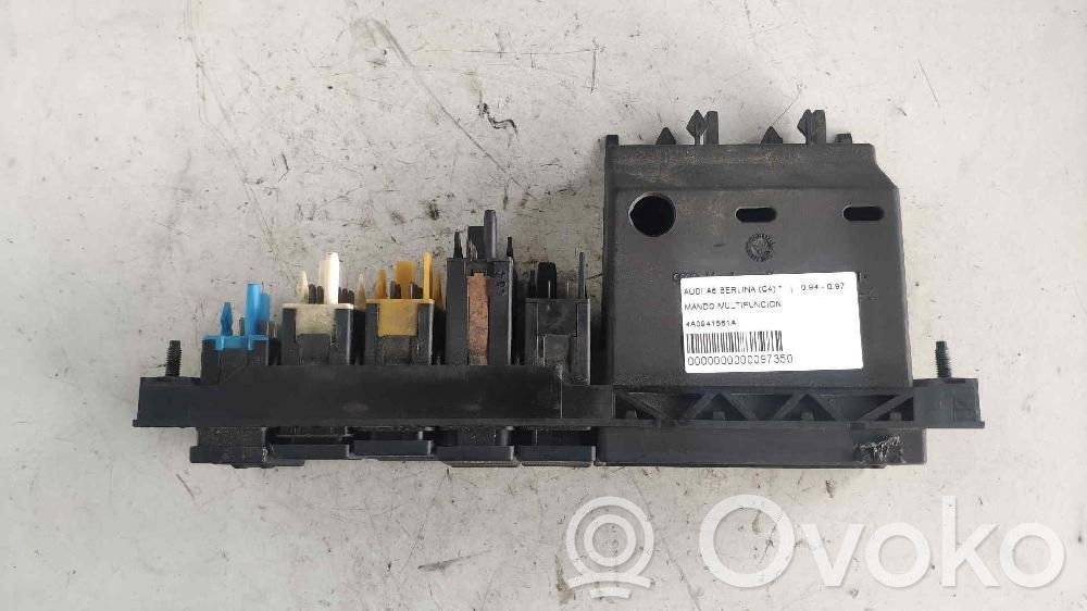 Interruptor de control multifunción   4A0941561A