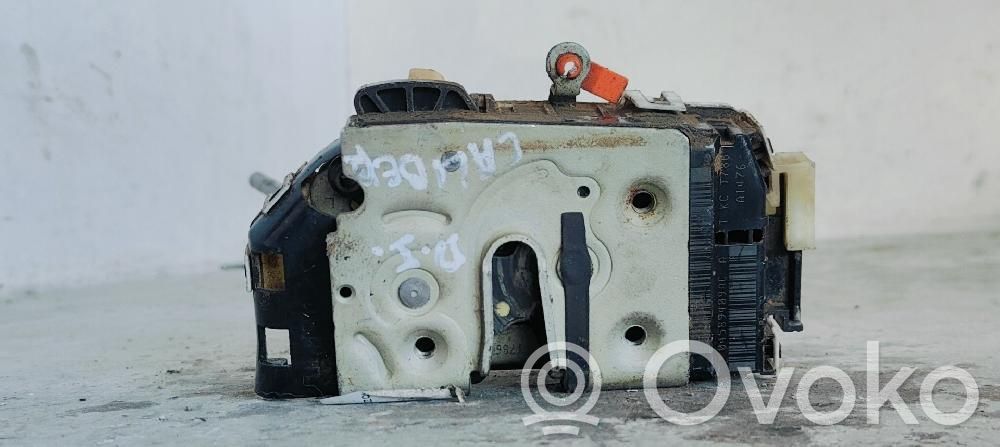 Dodge Caliber Priekšpusē slēdzene 