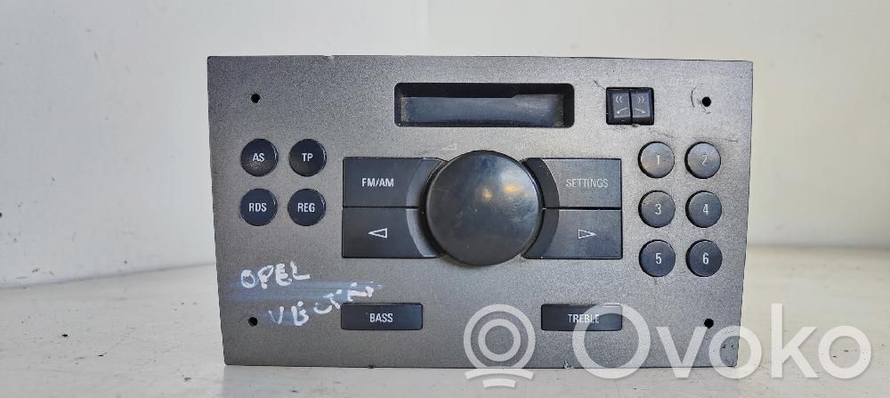 Renault Trafic II (X83) Radio/CD/DVD/GPS head unit 