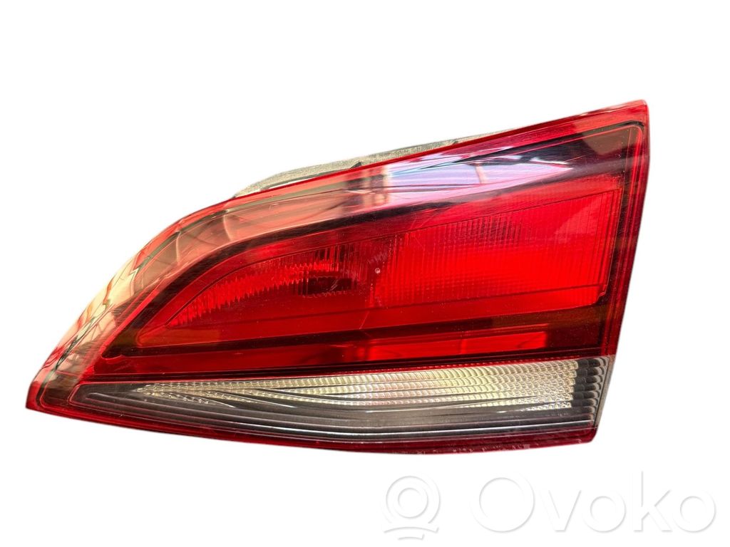 Opel Astra K Takaluukun takavalot 