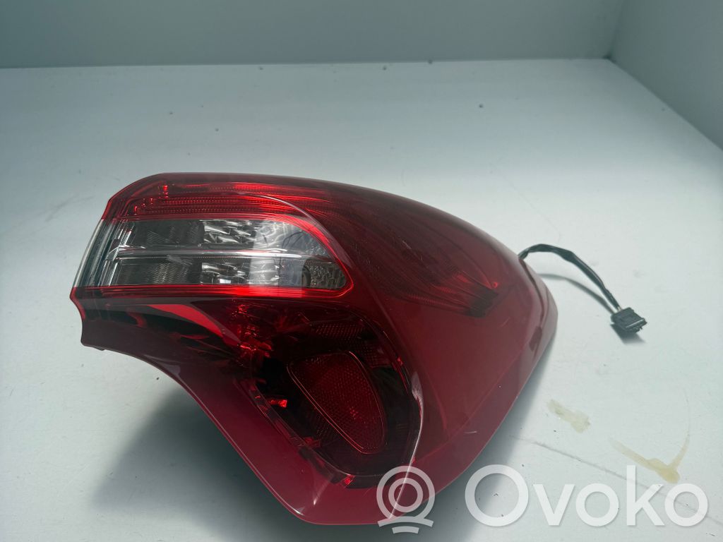 DS Automobiles 5 Takavalot 