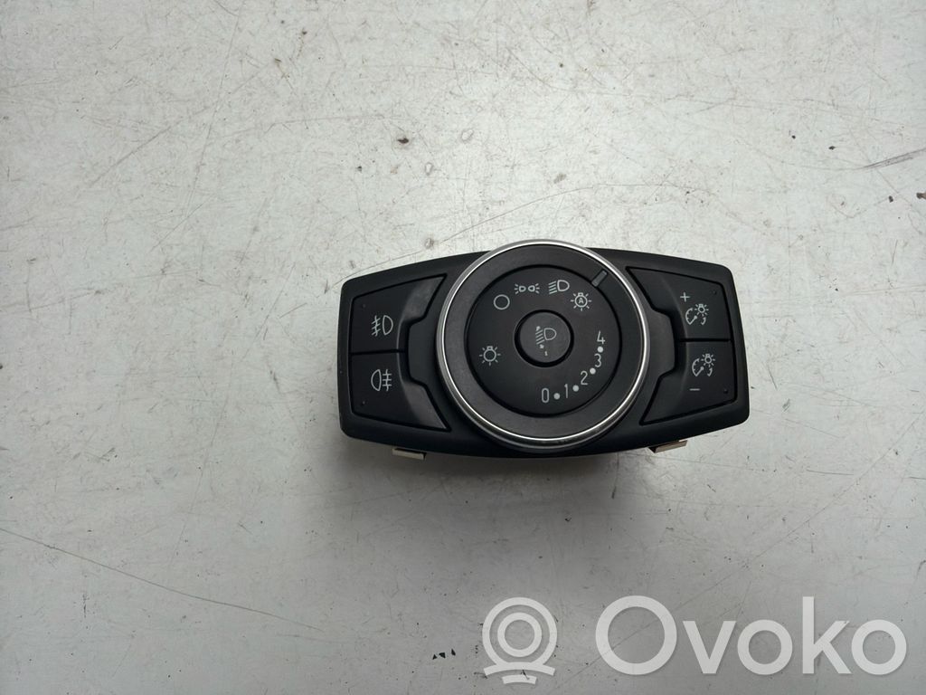 Ford Focus Light switch 