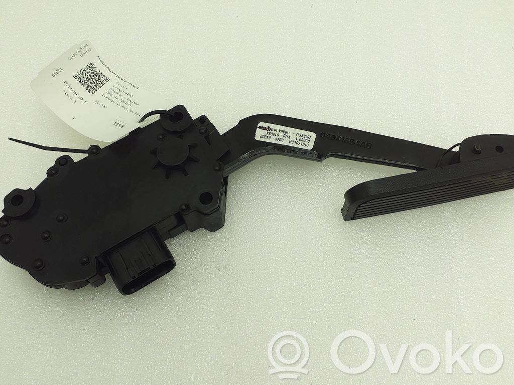 Chrysler Grand Voyager IV Accelerator throttle pedal 
