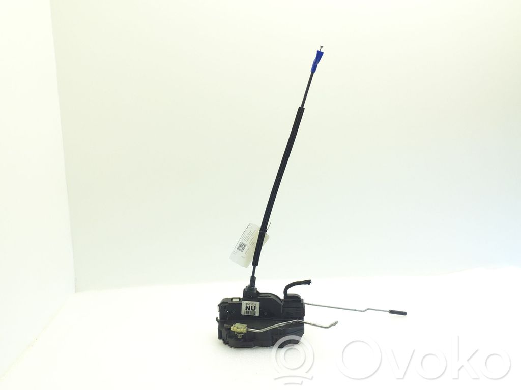 Chevrolet Cruze Front door lock 