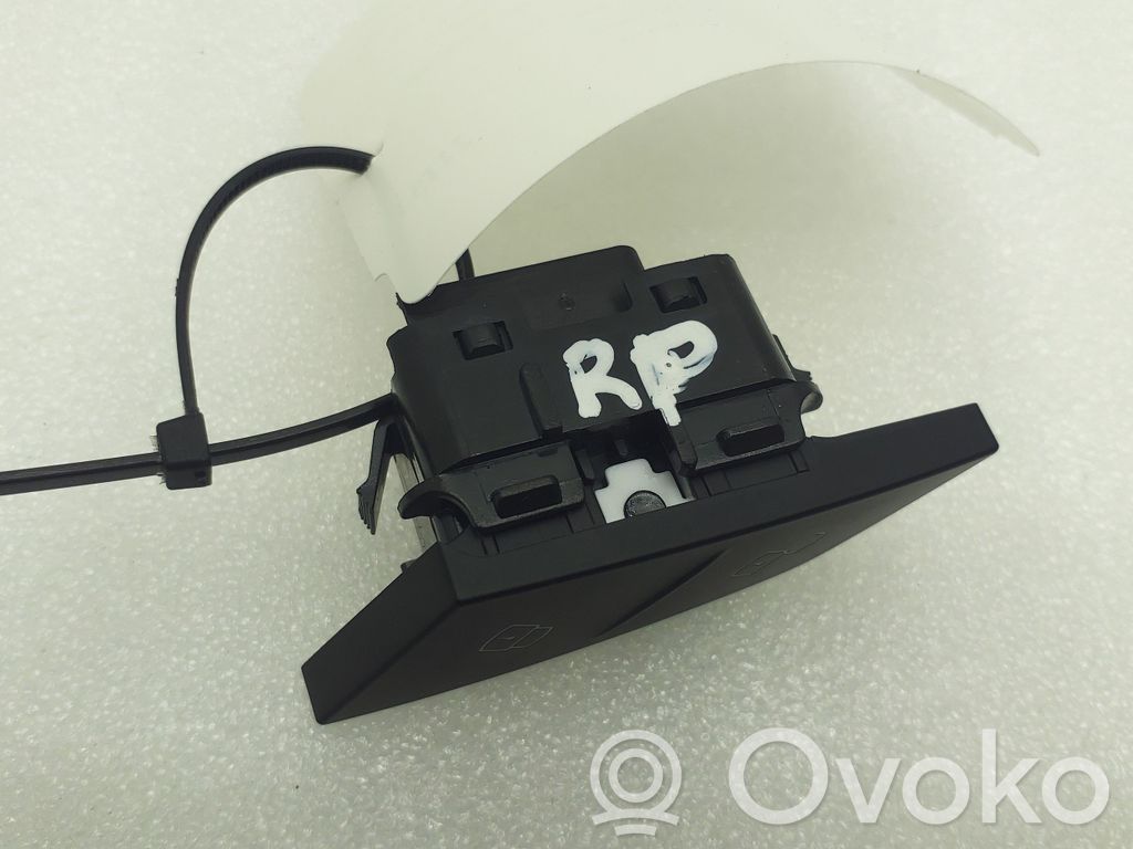 BMW X5 G05 Central locking switch button 