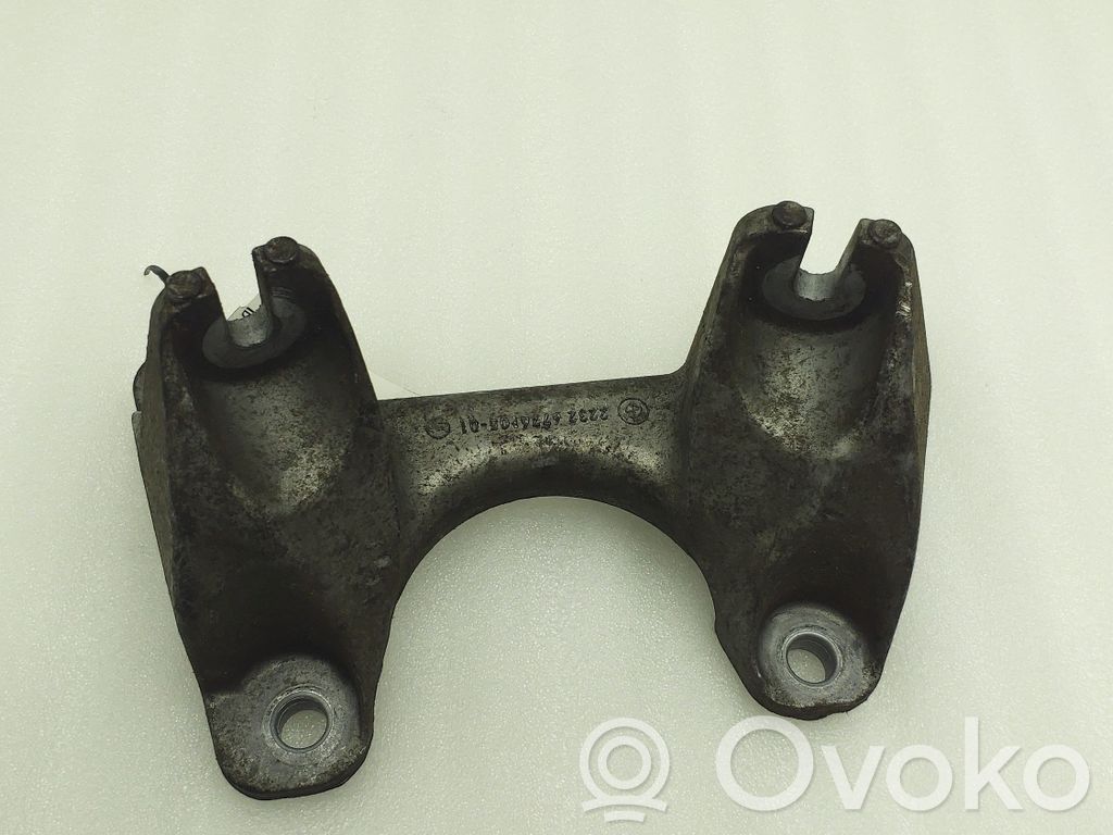 BMW 3 E90 E91 Gearbox mounting bracket 