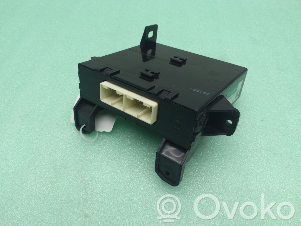 Subaru Outback Module de commande de ventilateur 