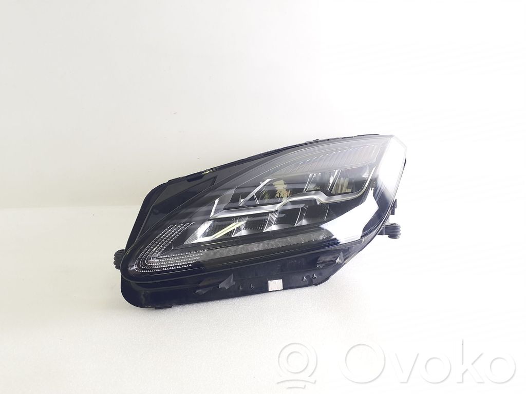 Headlight/headlamp   J9C313W030ED