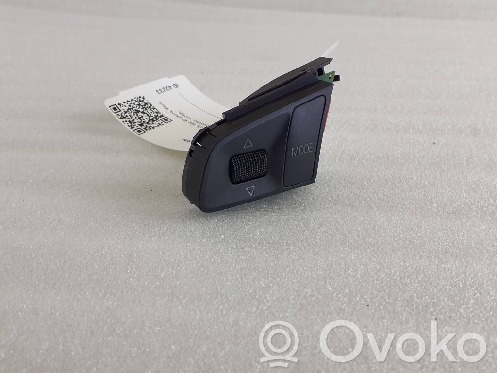 Audi A4 S4 B8 8K Tasten Schalter Multifunktionslenkrad 