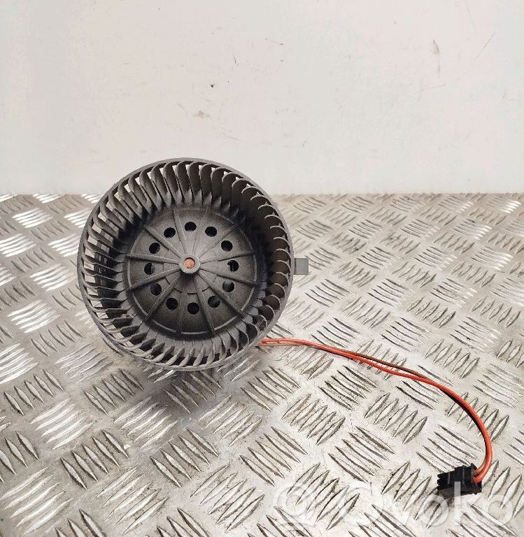 Heizungslüfter   0130063102