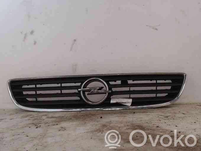 Opel Zafira A Griglia superiore del radiatore paraurti anteriore