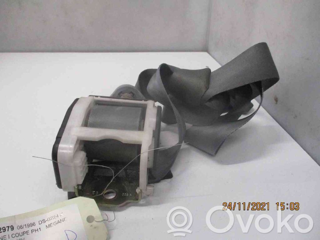 Renault Megane I Cinturón delantero 