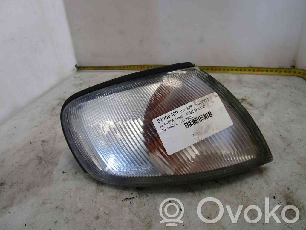 Nissan Almera Frontblinker 