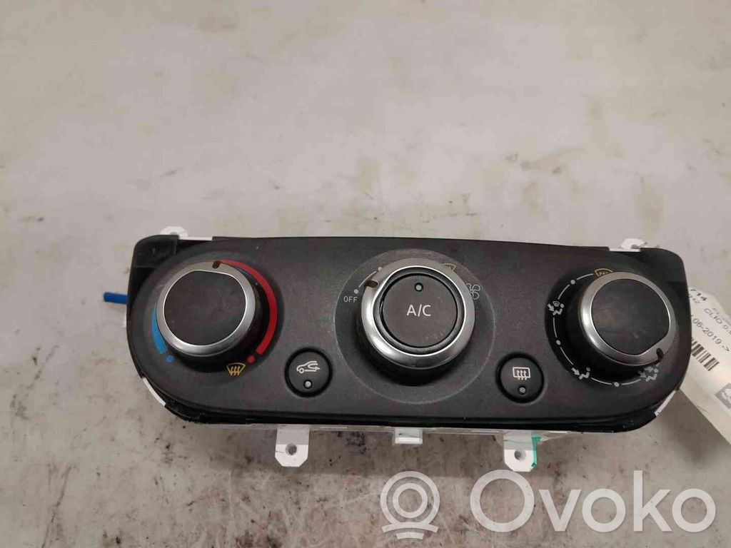 Renault Clio IV Panel klimatyzacji 